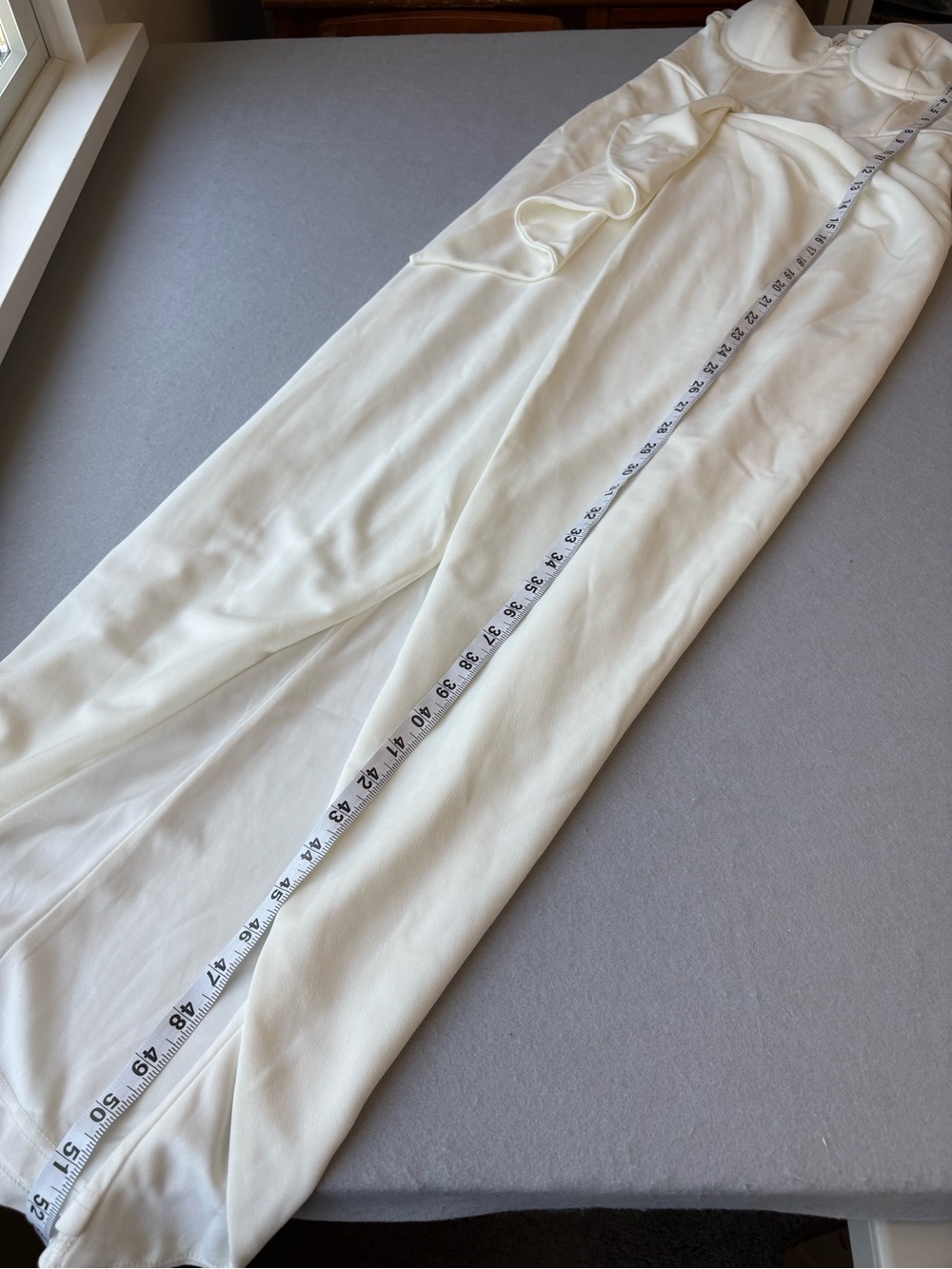 Windsor White Sweetheart Ruffle Slim Crepe Formal Midi Dress Sz M NWT - Picture 14 of 16
